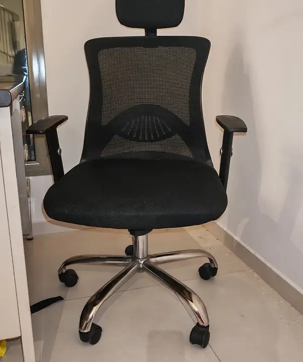 Desk Table And Chairs And Sofa Clearance Price Excellent Condition