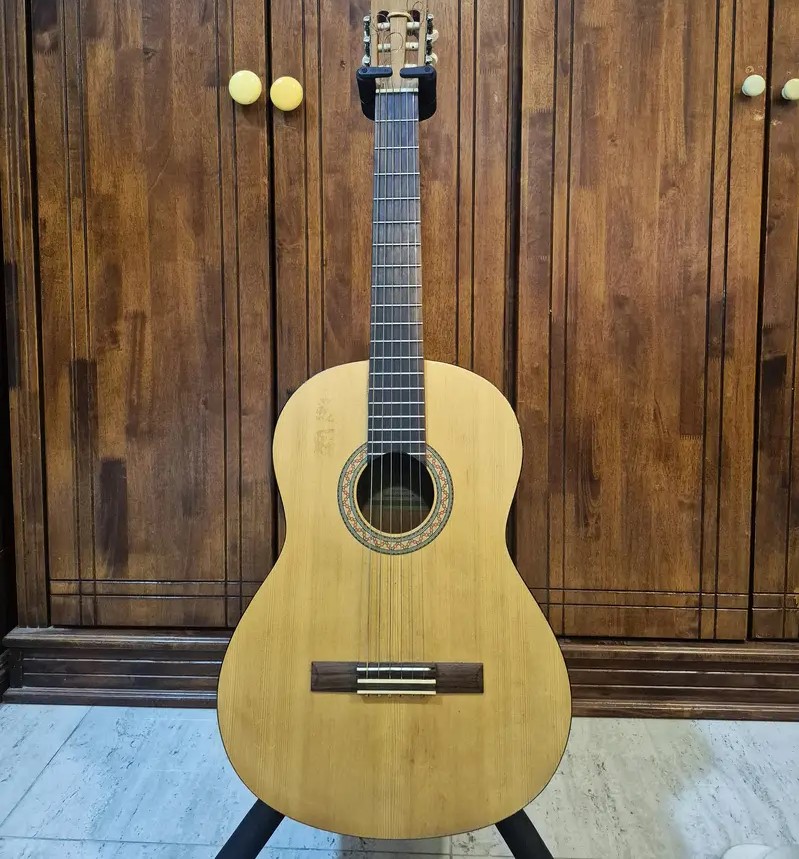 Yamaha C40m Acoustic Guitar (25bd)